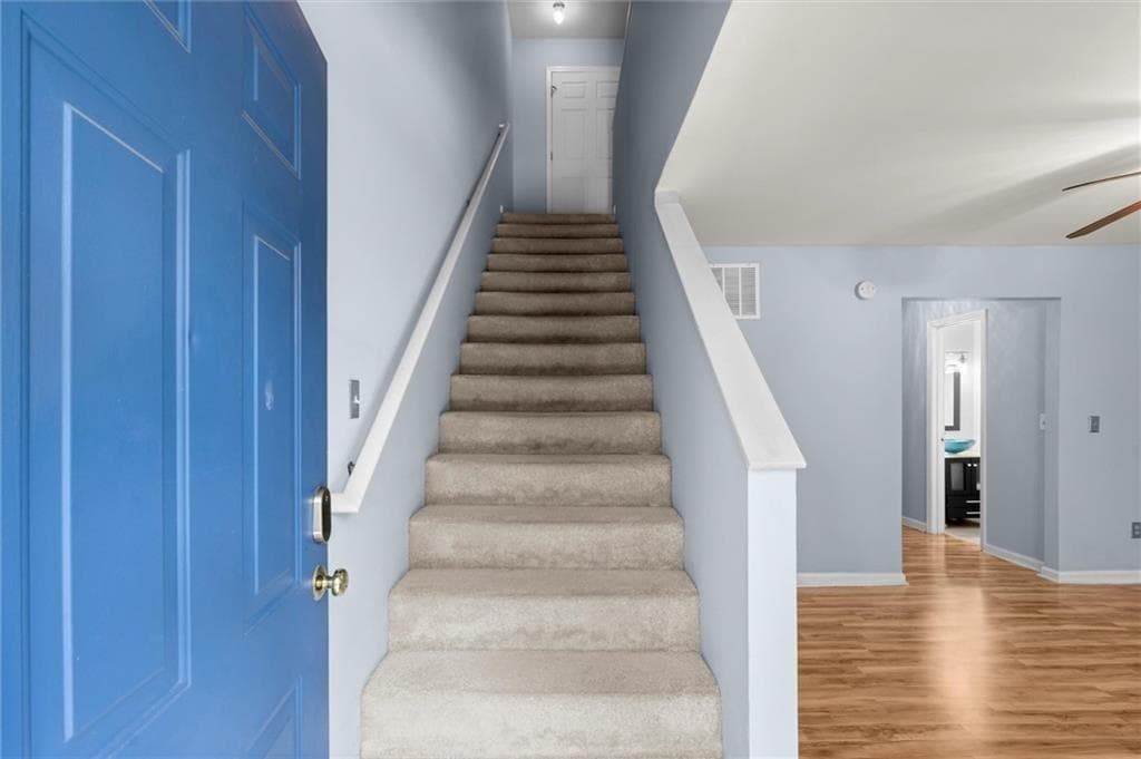2 bedroom, 2 bathroom, 1,254 sq ft townhouse for rent at 164 Oxbo Road, Roswell, GA 30075 for $2,000 a month — photo 6