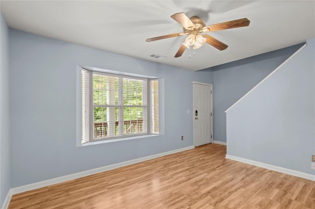 2 bedroom, 2 bathroom, 1,254 sq ft townhouse for rent at 164 Oxbo Road, Roswell, GA 30075 for $2,000 a month — photo 10