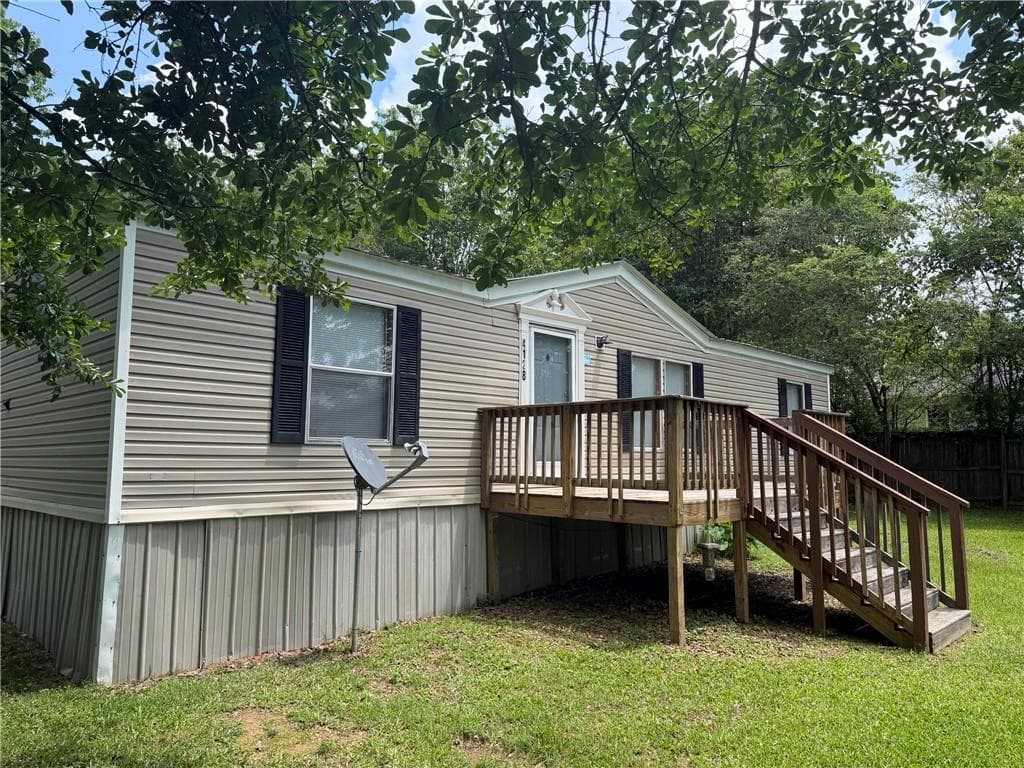 3 bedroom, 2 bathroom, 1,152 sq ft single family residence under contract at 4128 Price Road, Gainesville, GA 30506 — photo 2