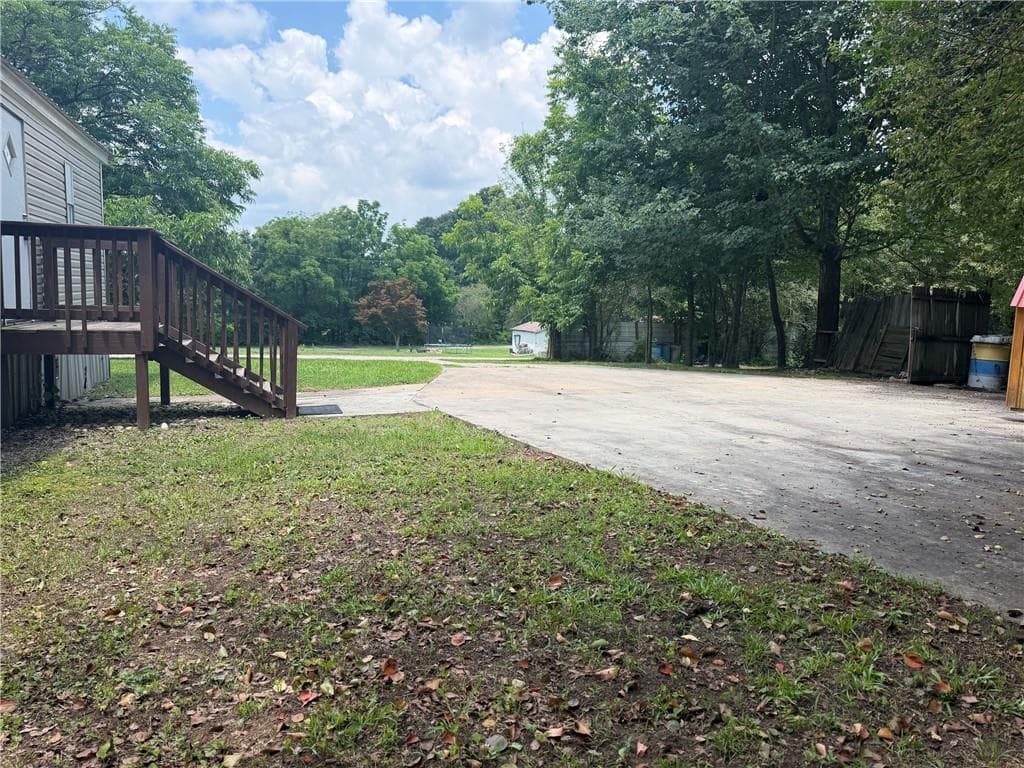 3 bedroom, 2 bathroom, 1,152 sq ft single family residence under contract at 4128 Price Road, Gainesville, GA 30506 — photo 8