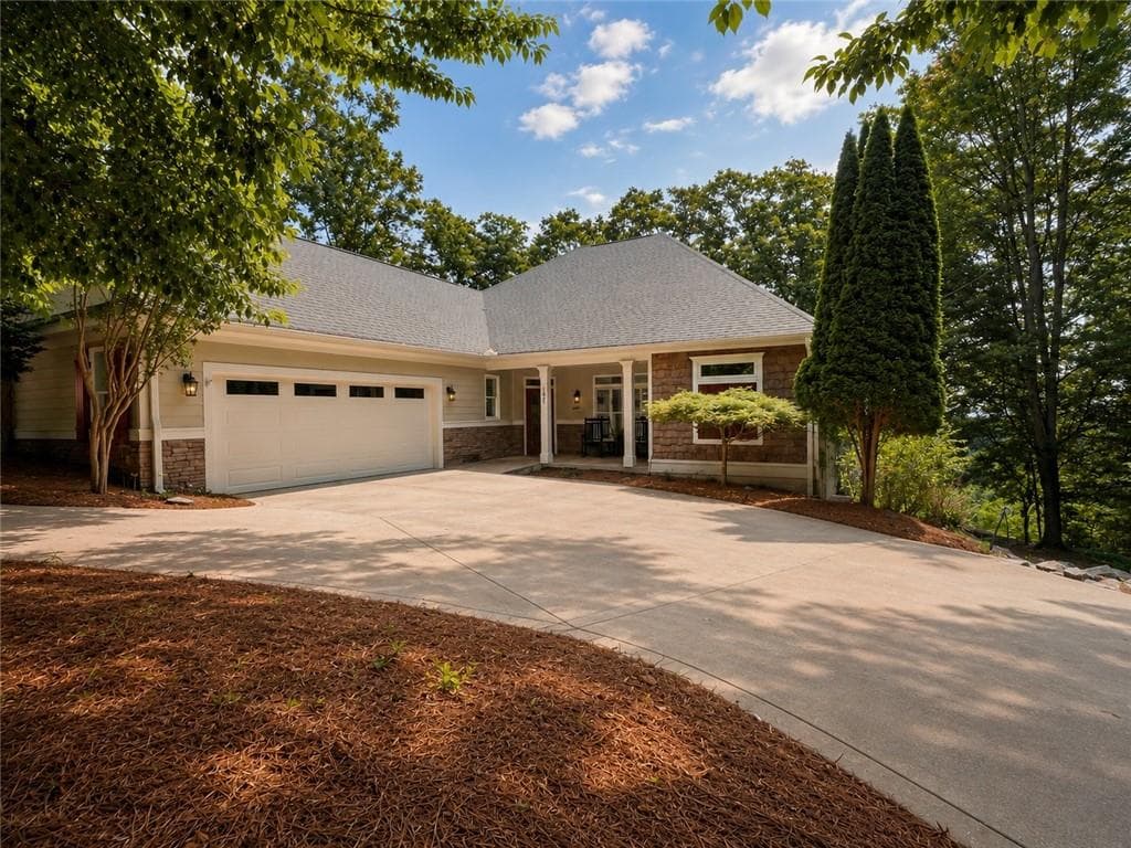 4 bedroom, 3 bathroom, 4,032 sq ft single family residence for sale at 193 Ponderosa Lane, Waleska, GA 30183 — photo 3