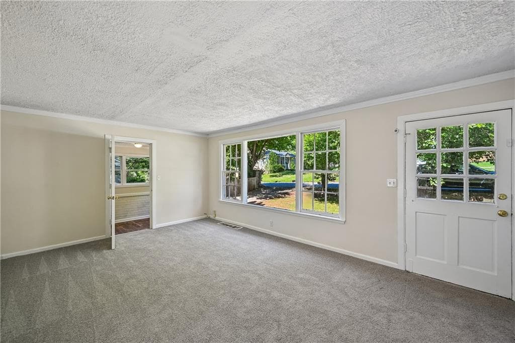 3 bedroom, 2 bathroom, 1,580 sq ft single family residence for sale at 523 Ashburton Avenue, Decatur, GA 30032 — photo 5