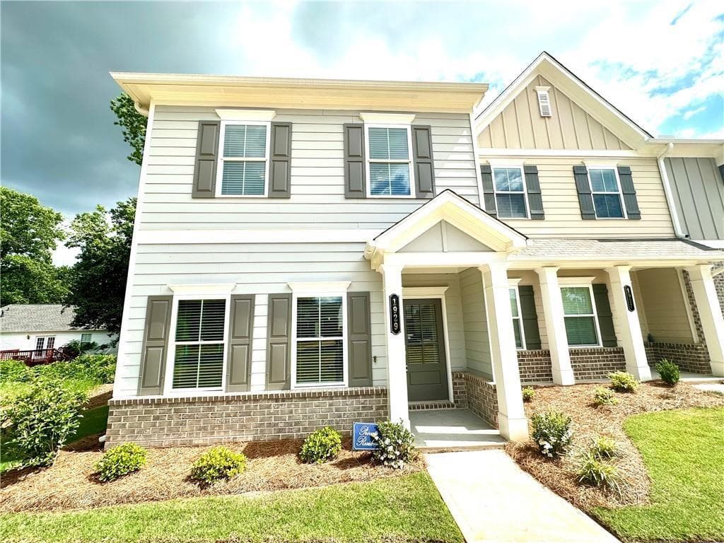 3 bedroom, 3 bathroom, 1,620 sq ft townhouse for rent at 1929 Appian Alley, Kennesaw, GA 30144 for $2,600 a month — photo 1 of 17