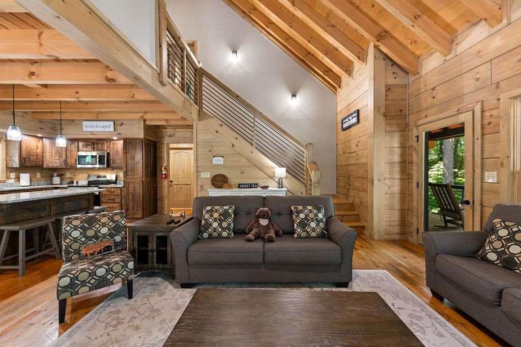 4 bedroom, 4 bathroom, 2,500 sq ft single family residence for sale at 391 Little Bushy Head Road, Blue Ridge, GA 30513 — photo 8