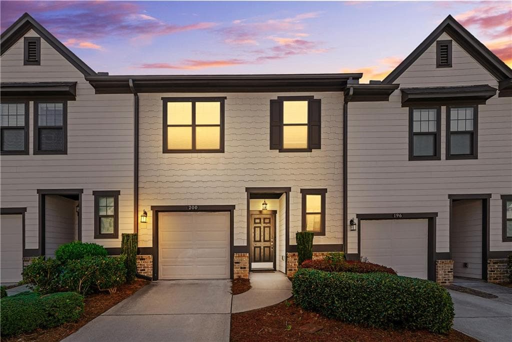 3 bedroom, 3 bathroom, 1,496 sq ft townhouse for sale at 200 Mountain Rest Court, Mableton, GA 30126 — photo 2