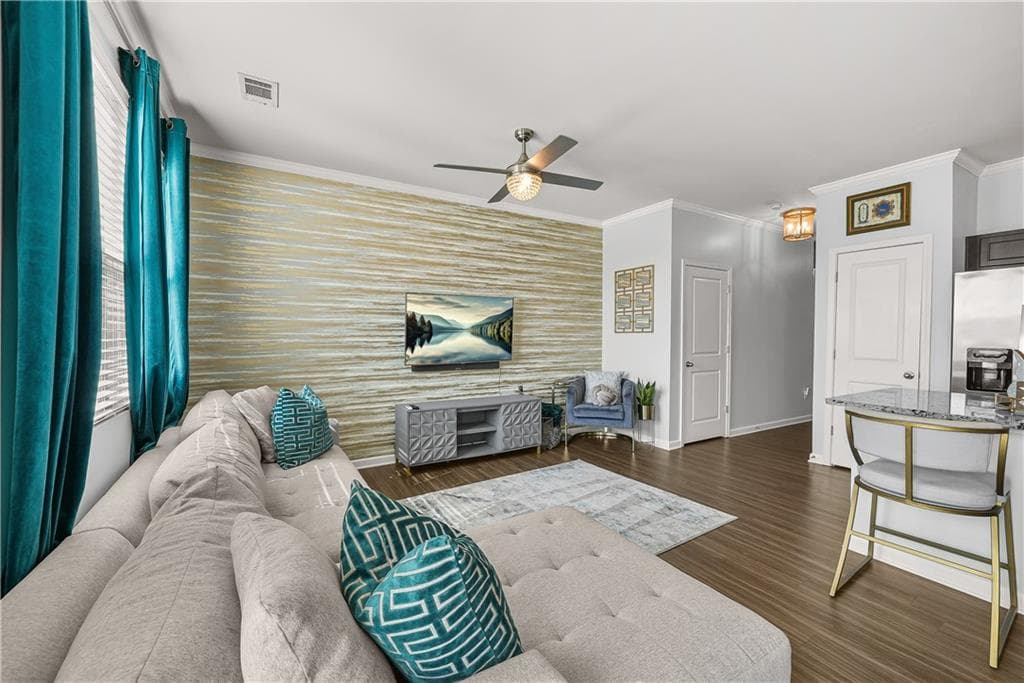 3 bedroom, 3 bathroom, 1,496 sq ft townhouse for sale at 200 Mountain Rest Court, Mableton, GA 30126 — photo 4