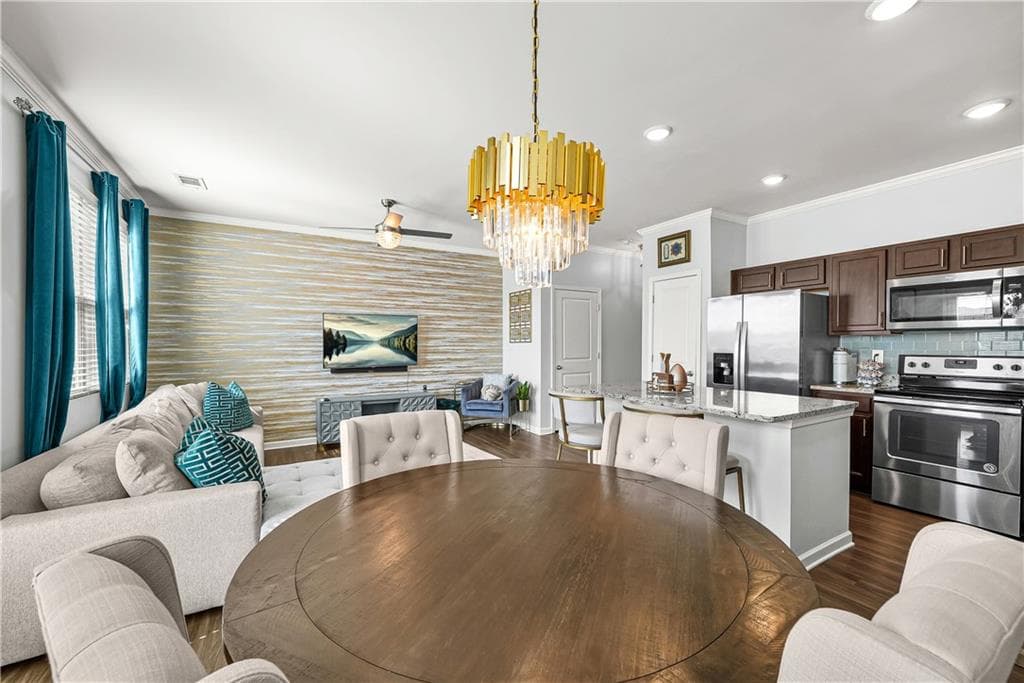 3 bedroom, 3 bathroom, 1,496 sq ft townhouse for sale at 200 Mountain Rest Court, Mableton, GA 30126 — photo 6