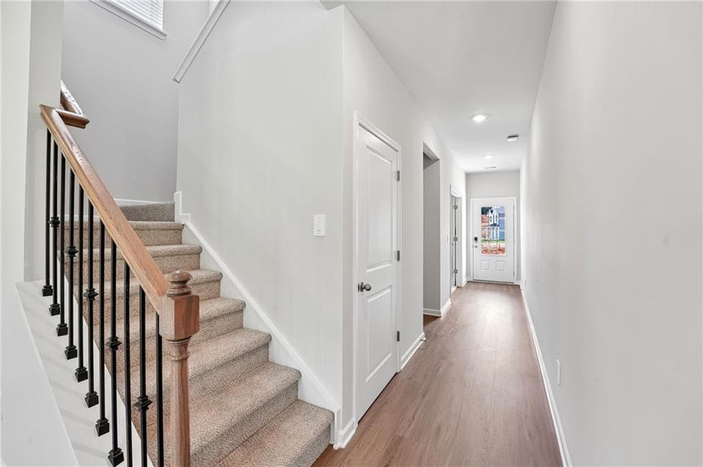 5 bedroom, 3 bathroom, 2,053 sq ft single family residence for sale at 16 Rise Road, Adairsville, GA 30103 — photo 8