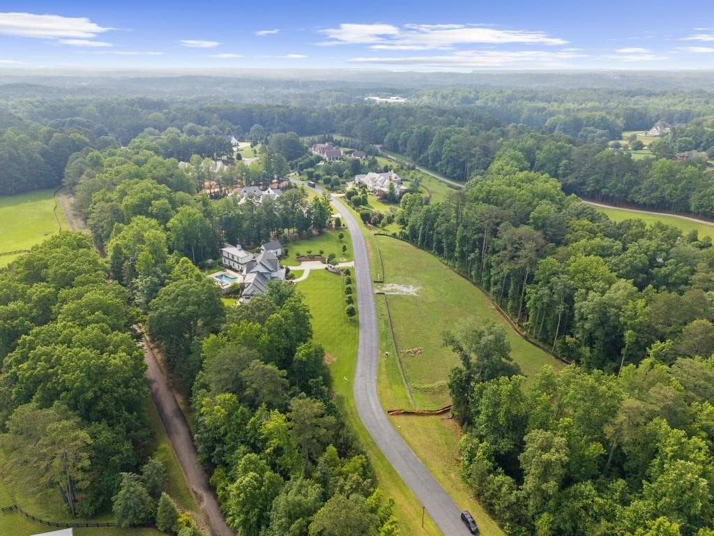 single family residence for sale at 535 Lost River Bnd, Milton, GA 30004 — photo 7