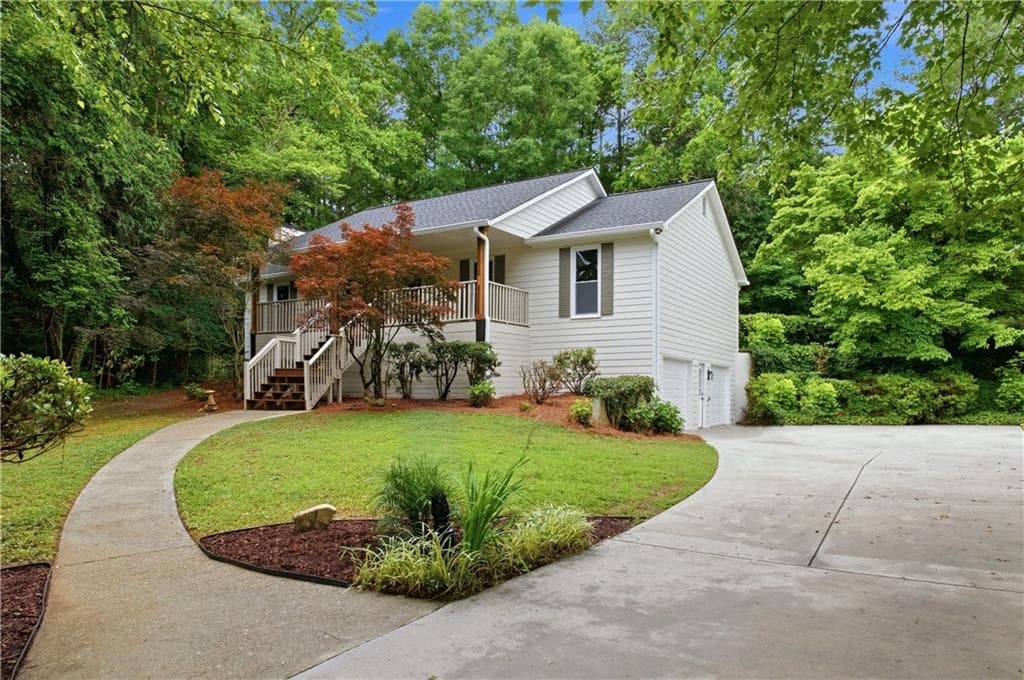 4588 Stewart Reilly Drive, Acworth, GA 30101 — most recent listing photo