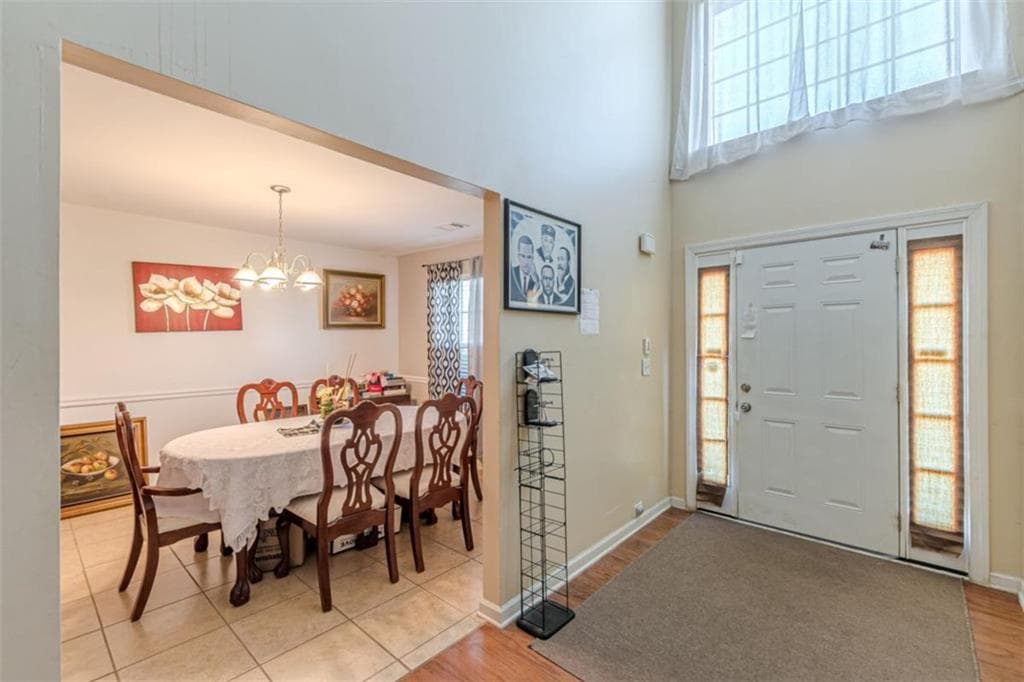 5 bedroom, 3 bathroom, 2,992 sq ft single family residence for sale at 11645 Kades Trail, Hampton, GA 30228 — photo 3