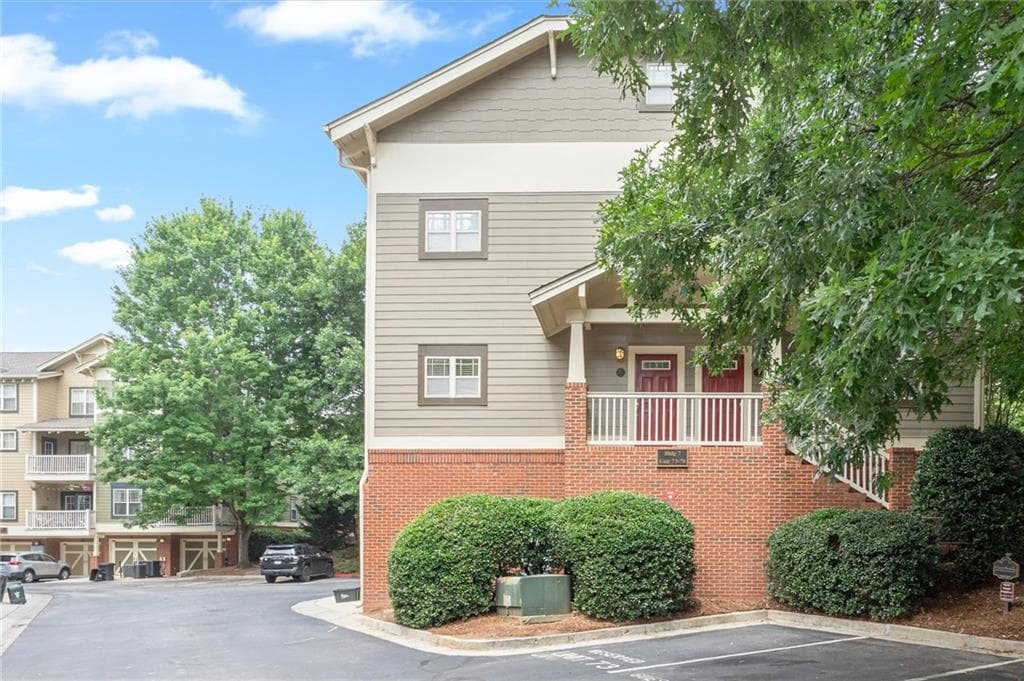 2 bedroom, 3 bathroom, 1,500 sq ft condominium sold at 655 Mead Street 73, Atlanta, GA 30312