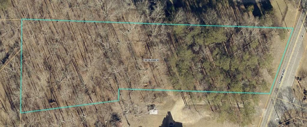 5 bedroom, 5 bathroom, 4,935 sq ft single family residence for sale at 1640 Corner Road, Powder Springs, GA 30127 — photo 5