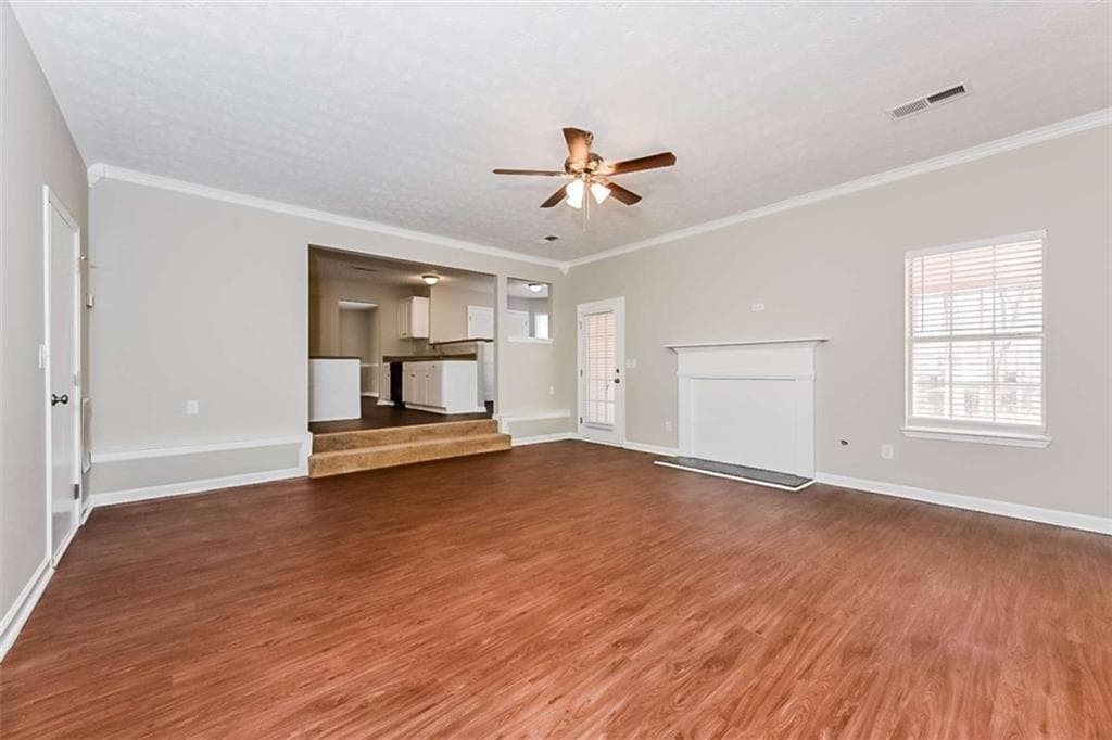 4 bedroom, 3 bathroom, 2,044 sq ft single family residence for sale at 3998 Peachtree Farms Road, Rex, GA 30273 — photo 9