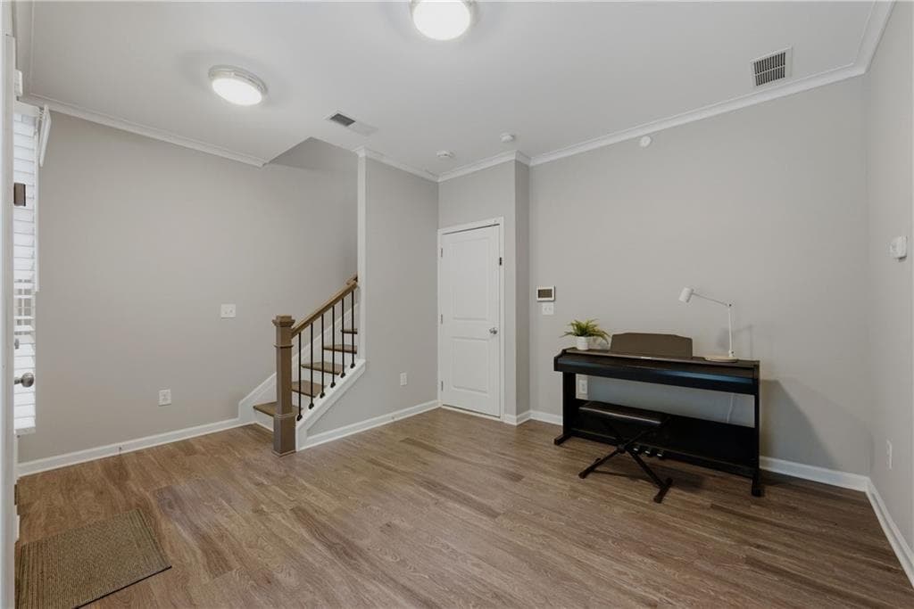2 bedroom, 3 bathroom, 1,300 sq ft townhouse for sale at 633 Broadview Place, Atlanta, GA 30324 — photo 4