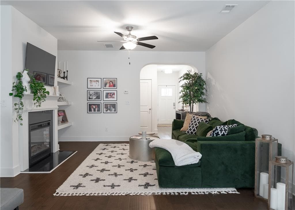 3 bedroom, 3 bathroom, 1,611 sq ft townhouse for sale at 6350 Princeton Ridge Drive, Lithonia, GA 30058 — photo 10