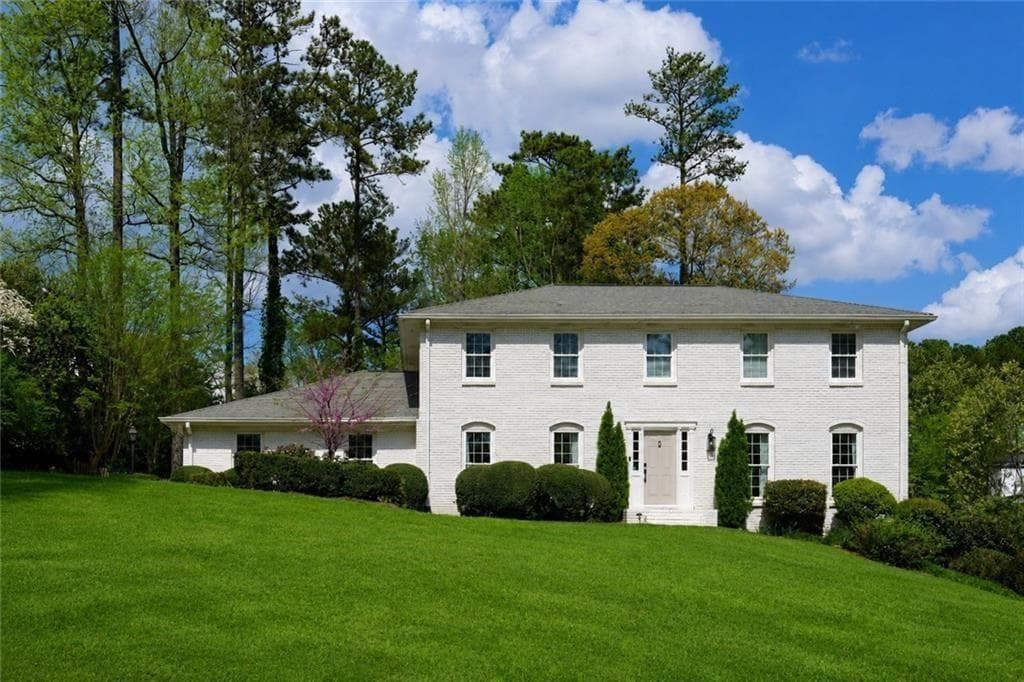 4 bedroom, 5 bathroom, 3,920 sq ft single family residence sold at 3811 Valley Green Drive, Marietta, GA 30068