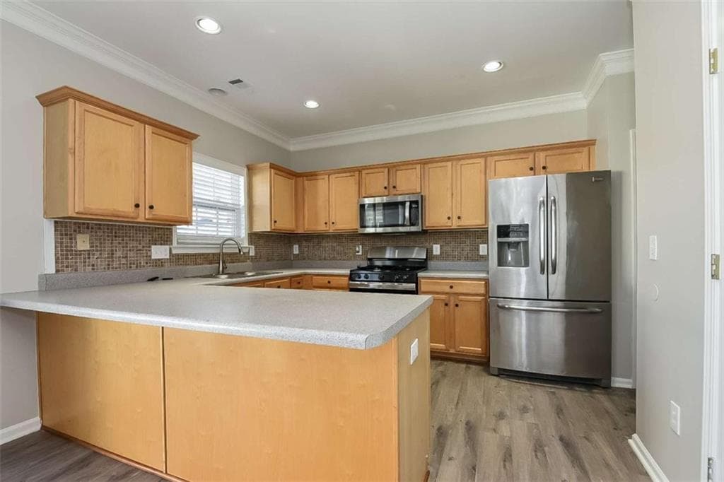 3 bedroom, 4 bathroom, 2,000 sq ft single family residence for sale at 328 Hiawassee Drive, Woodstock, GA 30188 — photo 6