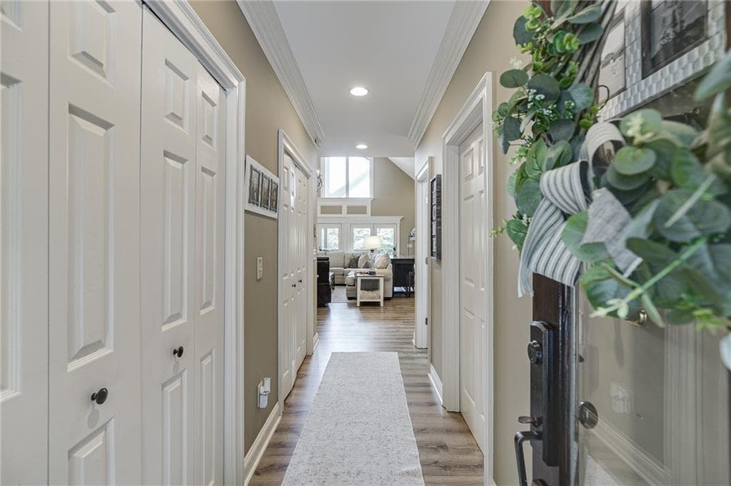 5 bedroom, 6 bathroom, 7,170 sq ft single family residence under contract at 5211 Frazer Road, Buford, GA 30518 — photo 3