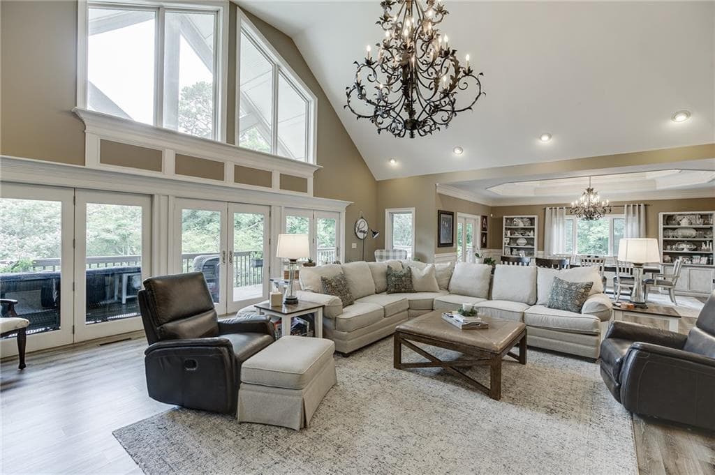 5 bedroom, 6 bathroom, 7,170 sq ft single family residence under contract at 5211 Frazer Road, Buford, GA 30518 — photo 7