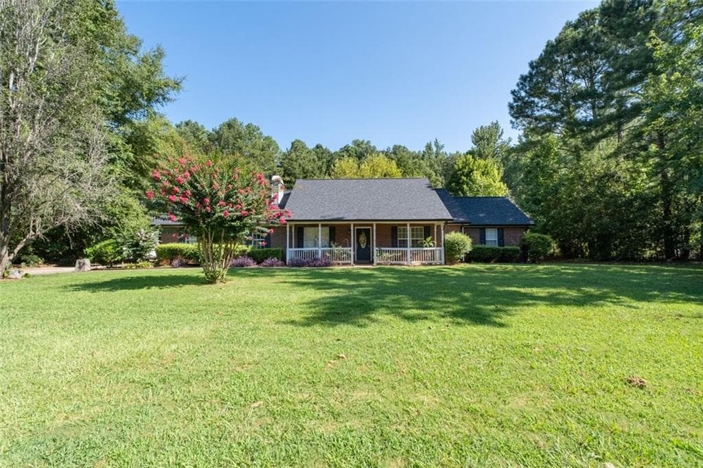 4 bedroom, 2 bathroom, 2,021 sq ft single family residence for sale at 1003 Ola Dale Drive, Mcdonough, GA 30252
