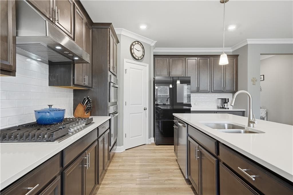 2 bedroom, 2 bathroom, 1,980 sq ft single family residence for sale at 266 Hickory Bluffs Parkway, Canton, GA 30114 — photo 8