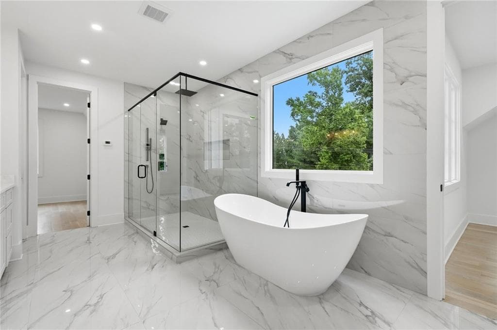 5 bedroom, 6 bathroom, 5,200 sq ft single family residence under contract at 2620 Caney Road, Alpharetta, GA 30005 — photo 10