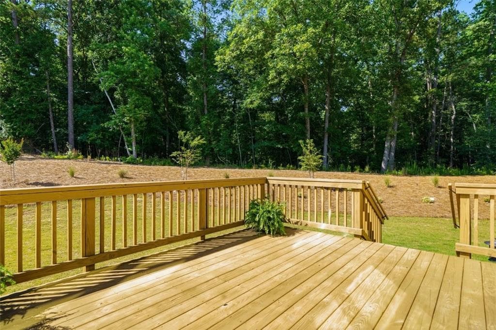 5 bedroom, 4 bathroom, 4,282 sq ft single family residence under contract at 401 Oakleigh Avenue, Woodstock, GA 30188 — photo 7