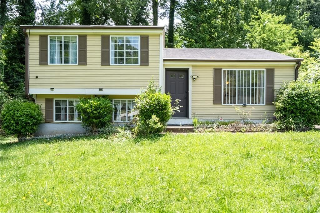 3 bedroom, 2 bathroom, 1,440 sq ft single family residence sold at 726 Lawndale Court, Norcross, GA 30093