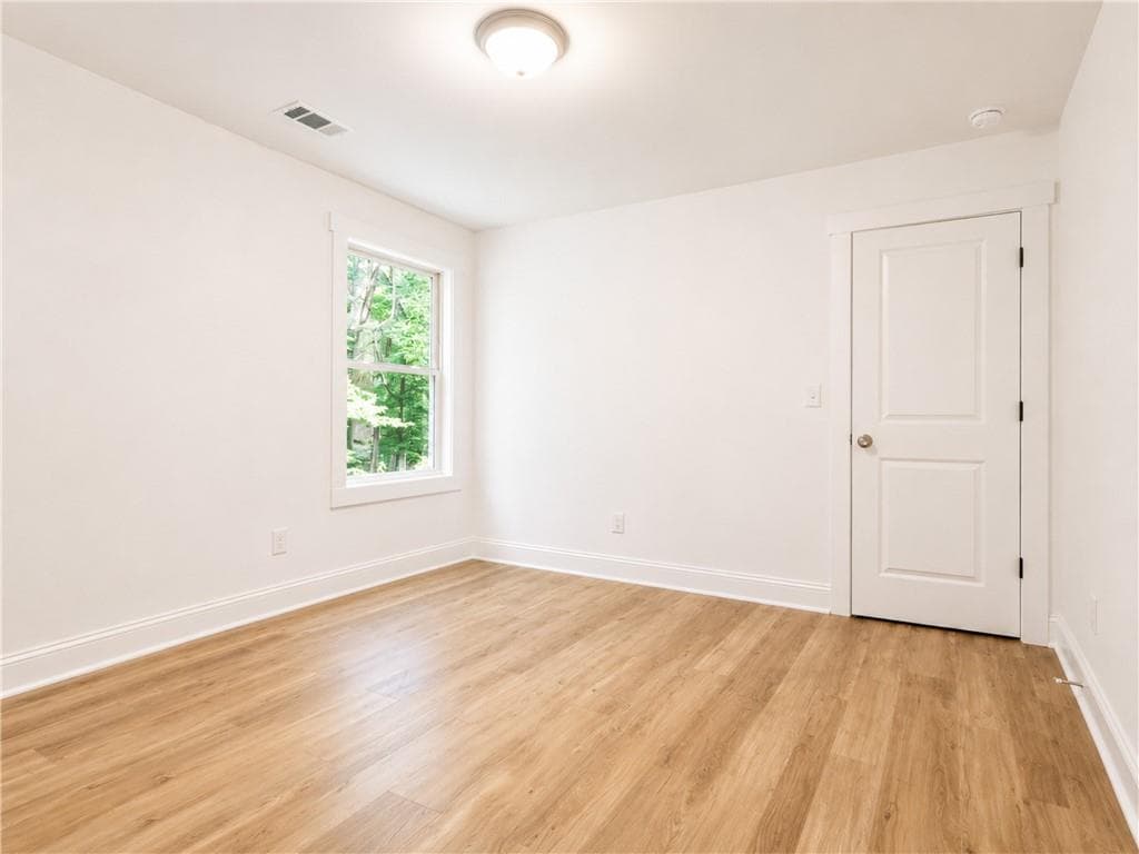3 bedroom, 2 bathroom, 1,580 sq ft single family residence under contract at 159 Settlement Road, Jasper, GA 30143 — photo 8
