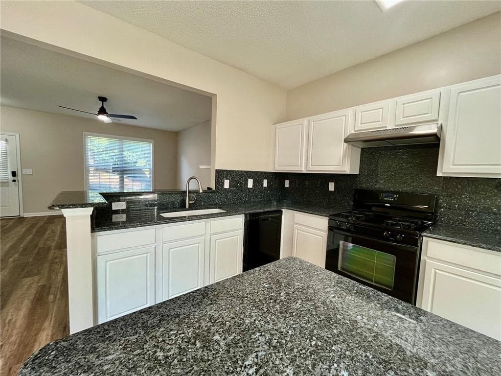 2 bedroom, 3 bathroom, 1,316 sq ft townhouse for sale at 4645 Valais Court 42, Alpharetta, GA 30022 — photo 10
