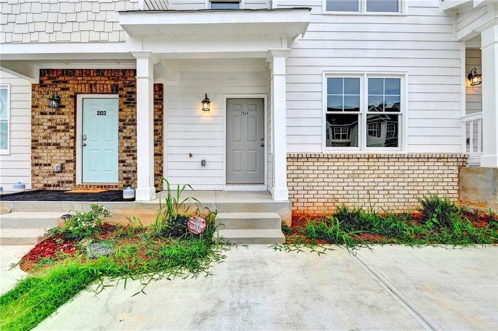 4 bedroom, 4 bathroom, 1,992 sq ft townhouse for rent at 2802 Laurel Ridge Circle, Atlanta, GA 30344 for $2,300 a month — photo 4
