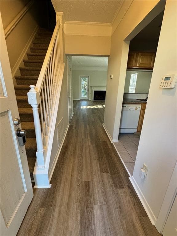2 bedroom, 3 bathroom, 1,088 sq ft townhouse for rent at 1306 Wedgewood Court, Atlanta, GA 30350 for $2,000 a month — photo 3