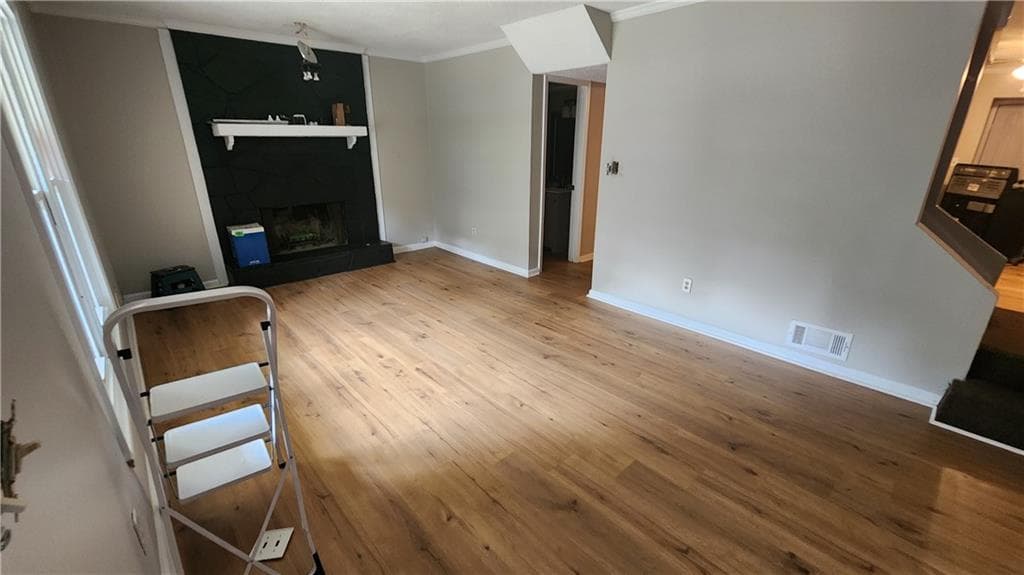 3 bedroom, 2 bathroom, 3,280 sq ft single family residence under contract at 2595 Golfview Terrace, Conyers, GA 30013 — photo 7