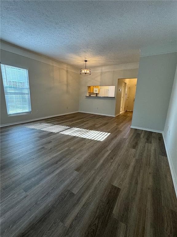 2 bedroom, 3 bathroom, 1,088 sq ft townhouse for rent at 1306 Wedgewood Court, Atlanta, GA 30350 for $2,000 a month — photo 5