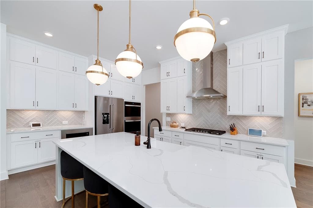 5 bedroom, 5 bathroom, 3,824 sq ft single family residence for sale at 6455 Maddux Path, Cumming, GA 30028 — photo 4