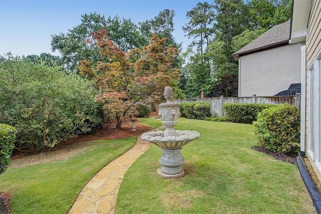 4 bedroom, 3 bathroom, 2,742 sq ft single family residence for sale at 743 Noble Oak Drive, Marietta, GA 30068 — photo 3