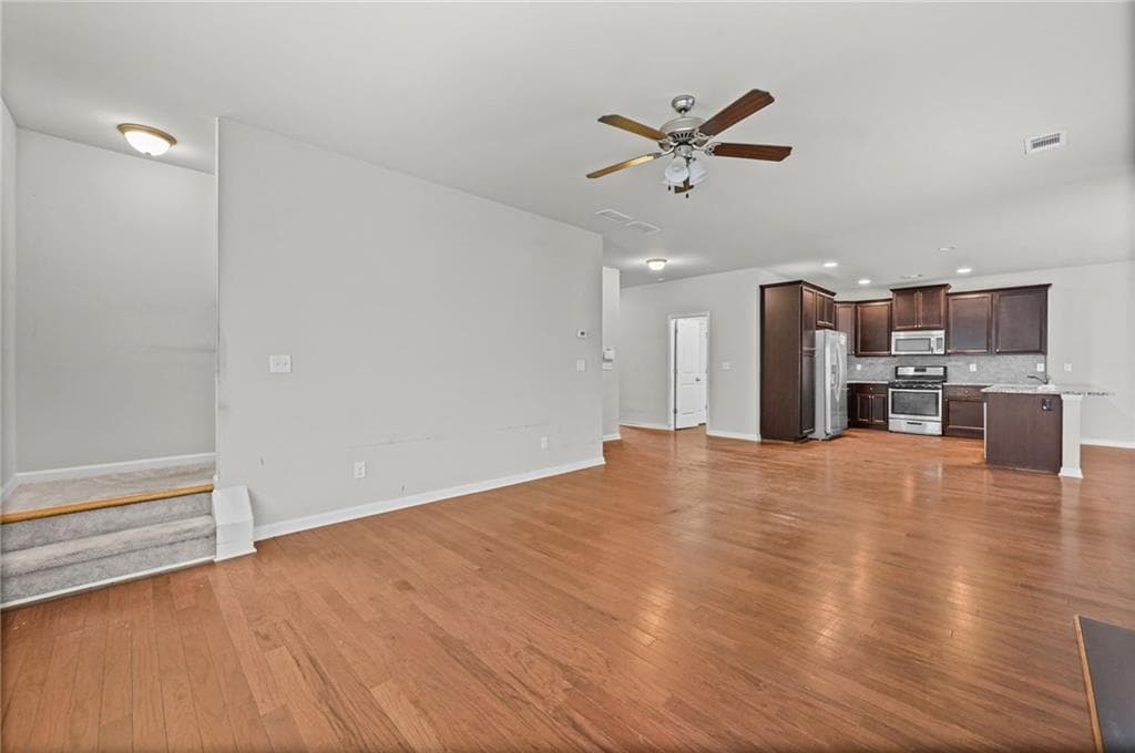 4 bedroom, 3 bathroom, 2,242 sq ft single family residence under contract at 252 Preston Lane, Atlanta, GA 30315 — photo 9