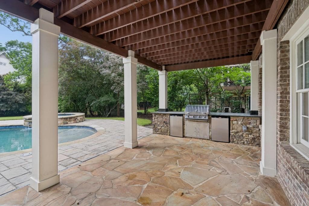 6 bedroom, 8 bathroom, 7,572 sq ft single family residence for sale at 1740 Doncaster Drive, Atlanta, GA 30309 — photo 7
