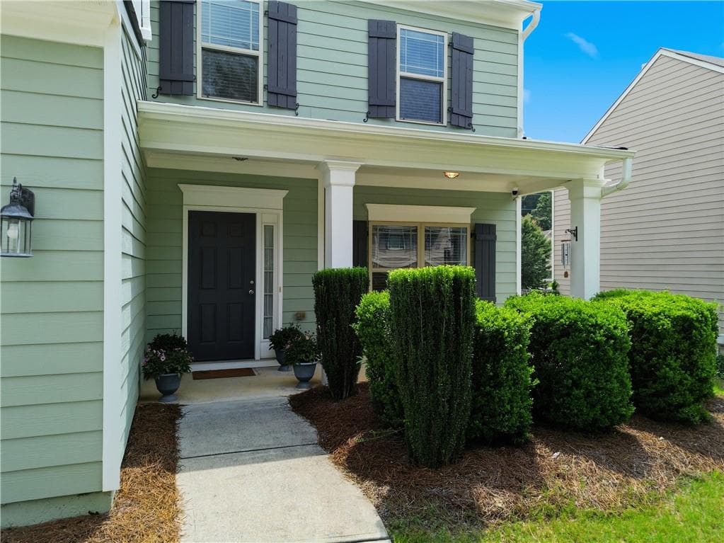 4 bedroom, 3 bathroom, 2,164 sq ft single family residence for sale at 233 Manous Way, Canton, GA 30115 — photo 4