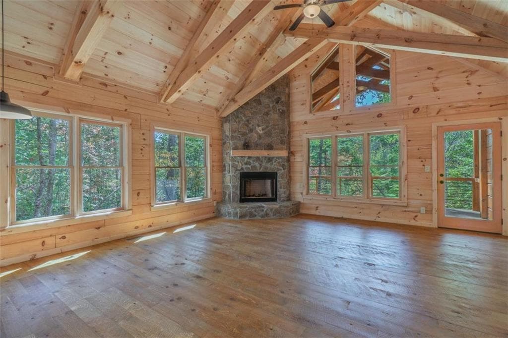 2 bedroom, 2 bathroom, 1,200 sq ft single family residence for sale at 100 Crystal Oliver Lane, Blue Ridge, GA 30513 — photo 2