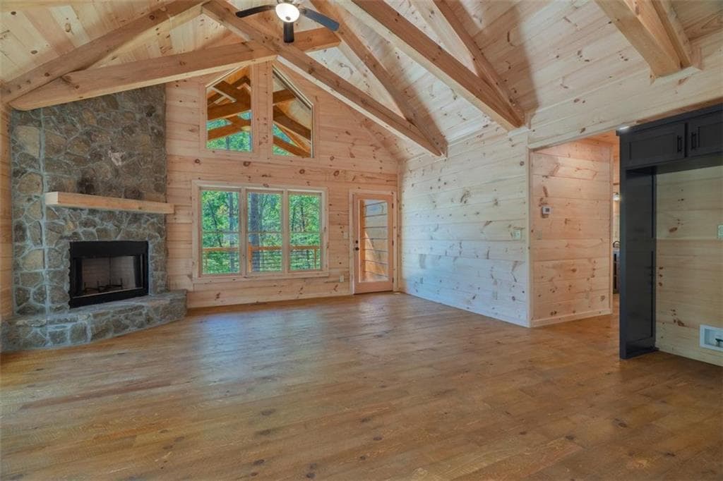 2 bedroom, 2 bathroom, 1,200 sq ft single family residence for sale at 100 Crystal Oliver Lane, Blue Ridge, GA 30513 — photo 3
