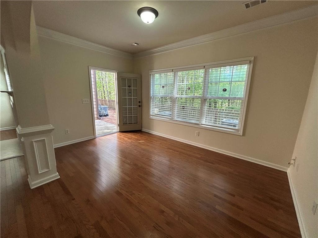 3 bedroom, 3 bathroom, 2,050 sq ft townhouse for sale at 5095 Hastings Terrace, Alpharetta, GA 30005 — photo 10