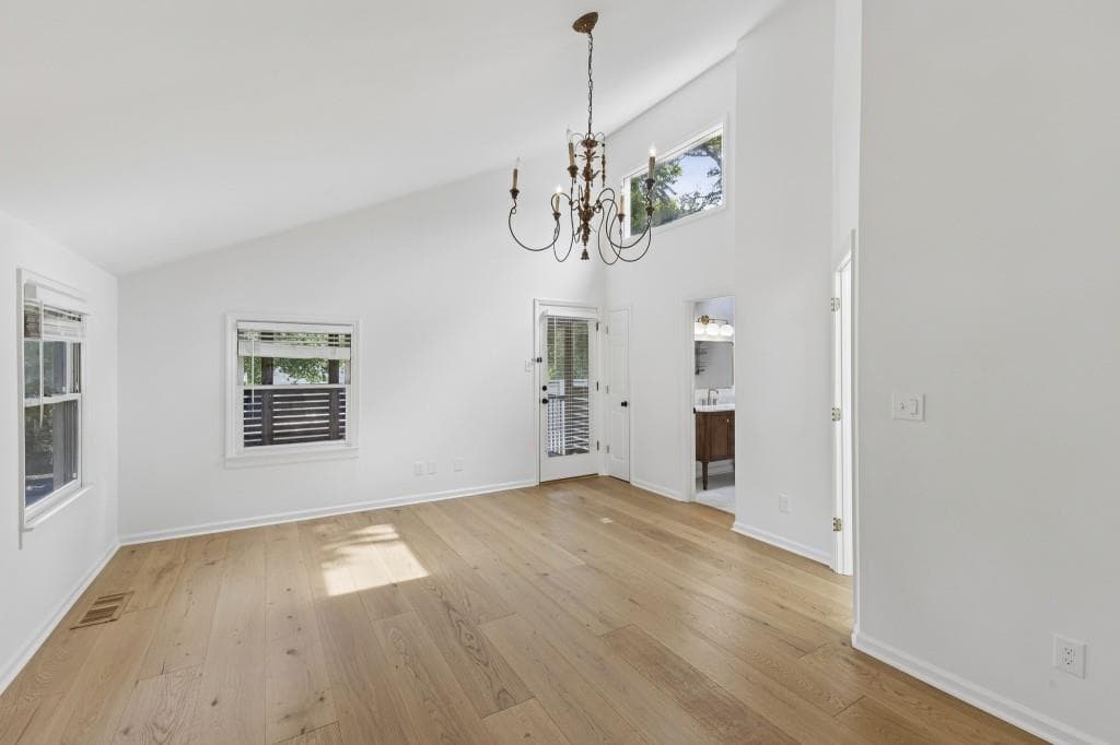 2 bedroom, 2 bathroom, 1,512 sq ft condominium under contract at 846 Saint Charles Avenue B, Atlanta, GA 30306 — photo 4