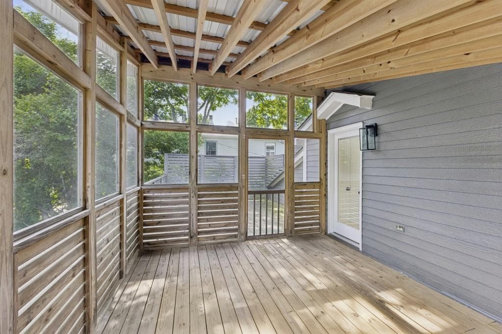 2 bedroom, 2 bathroom, 1,512 sq ft condominium under contract at 846 Saint Charles Avenue B, Atlanta, GA 30306 — photo 6