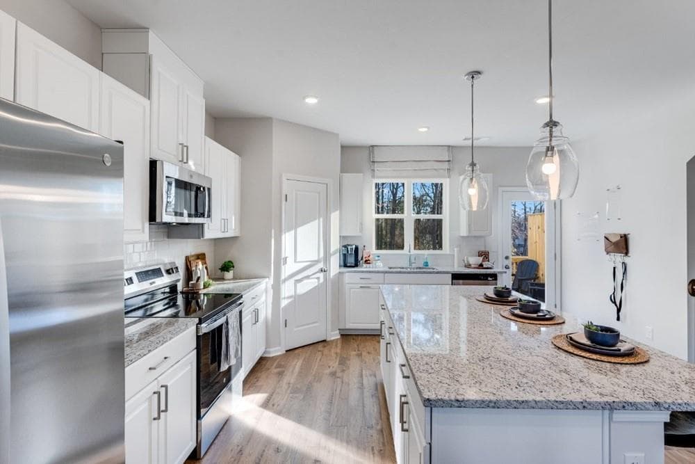 3 bedroom, 4 bathroom, 1,967 sq ft townhouse under contract at 5814 Schelton Place, Mableton, GA 30126 — photo 7