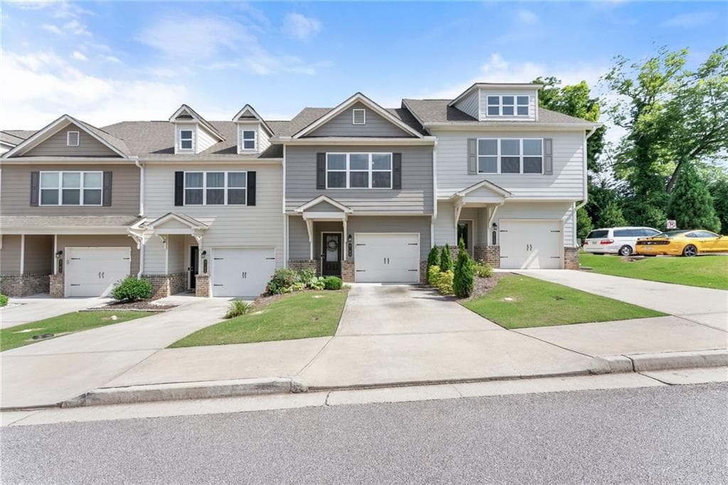 3 bedroom, 3 bathroom, 1,469 sq ft townhouse for sale at 3709 Acorn Drive, Oakwood, GA 30566 — photo 4