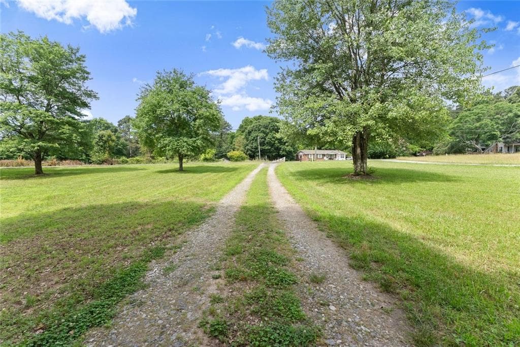 3 bedroom, 2 bathroom, 1,371 sq ft single family residence for sale at 5590 Howard Road, Cumming, GA 30040 — photo 8