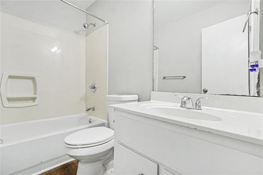 3 bedroom, 3 bathroom, 1,756 sq ft single family residence for sale at 3560 Hogan Drive, Kennesaw, GA 30152 — photo 10