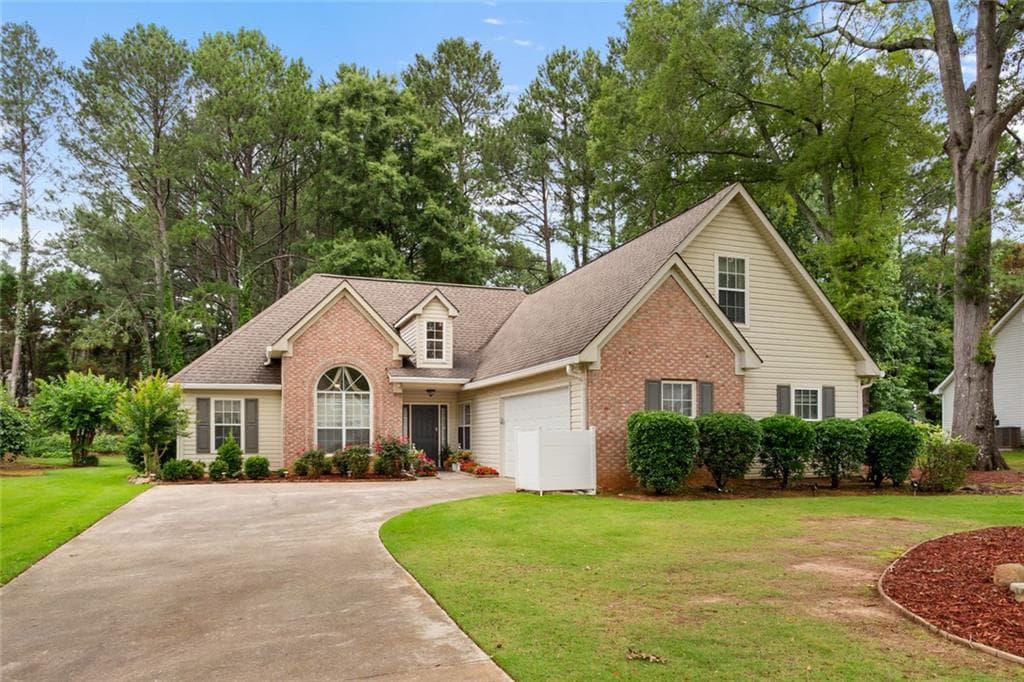 4 bedroom, 2 bathroom, 1,959 sq ft single family residence sold at 435 Crosshaven Way, Mcdonough, GA 30253
